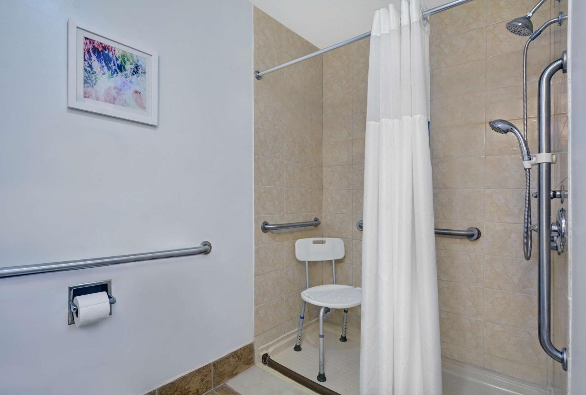 Hampton Inn By Hilton Panama City Beach Upper Grand Lagoon Zewnętrze zdjęcie